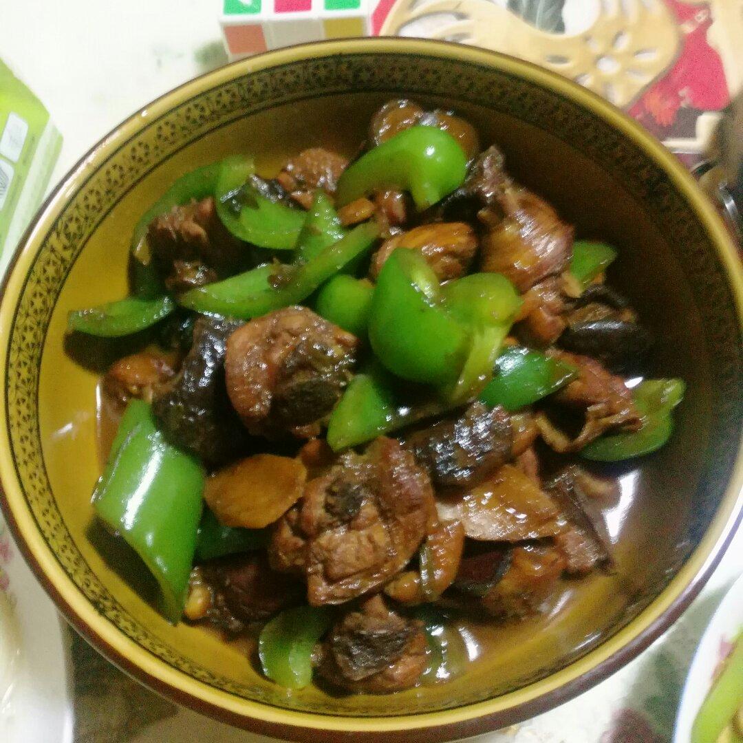 黄焖鸡米饭