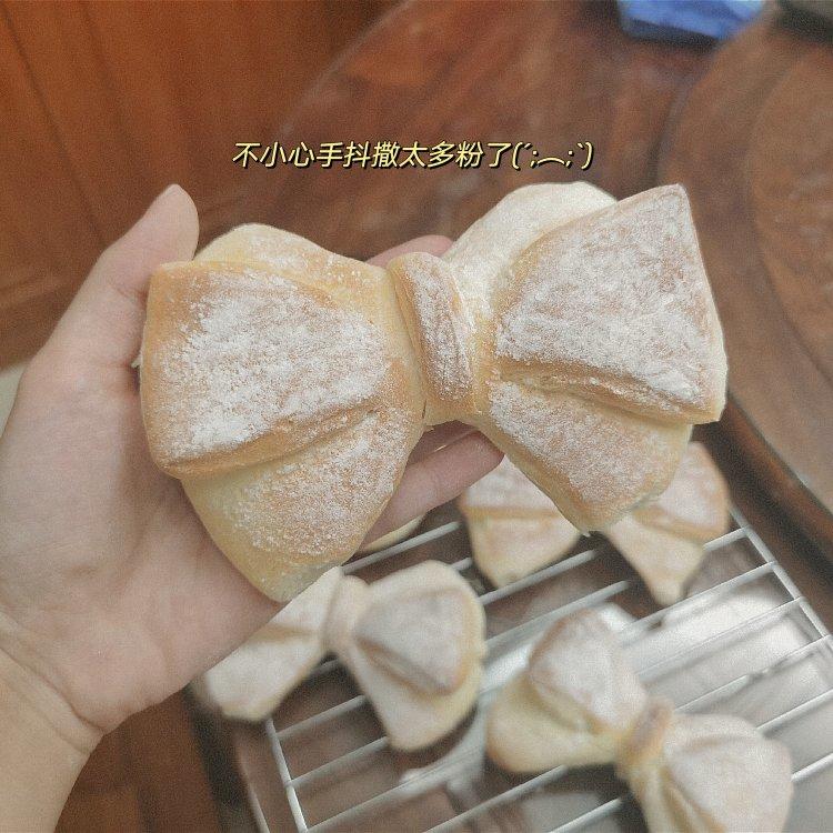 蝴蝶结🎀面包