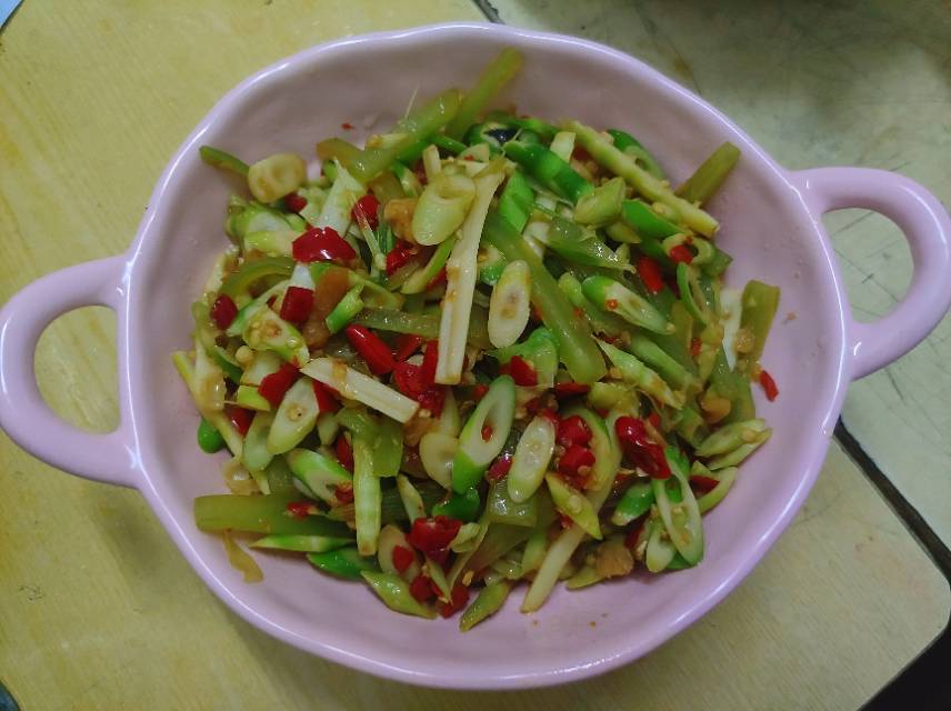 比卤菜店好吃的凉拌竹笋