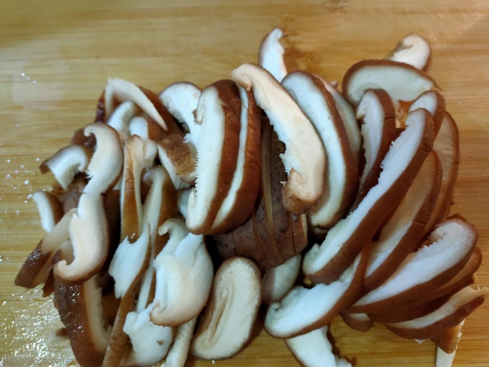 在家也可以做的石锅拌饭的做法 步骤4