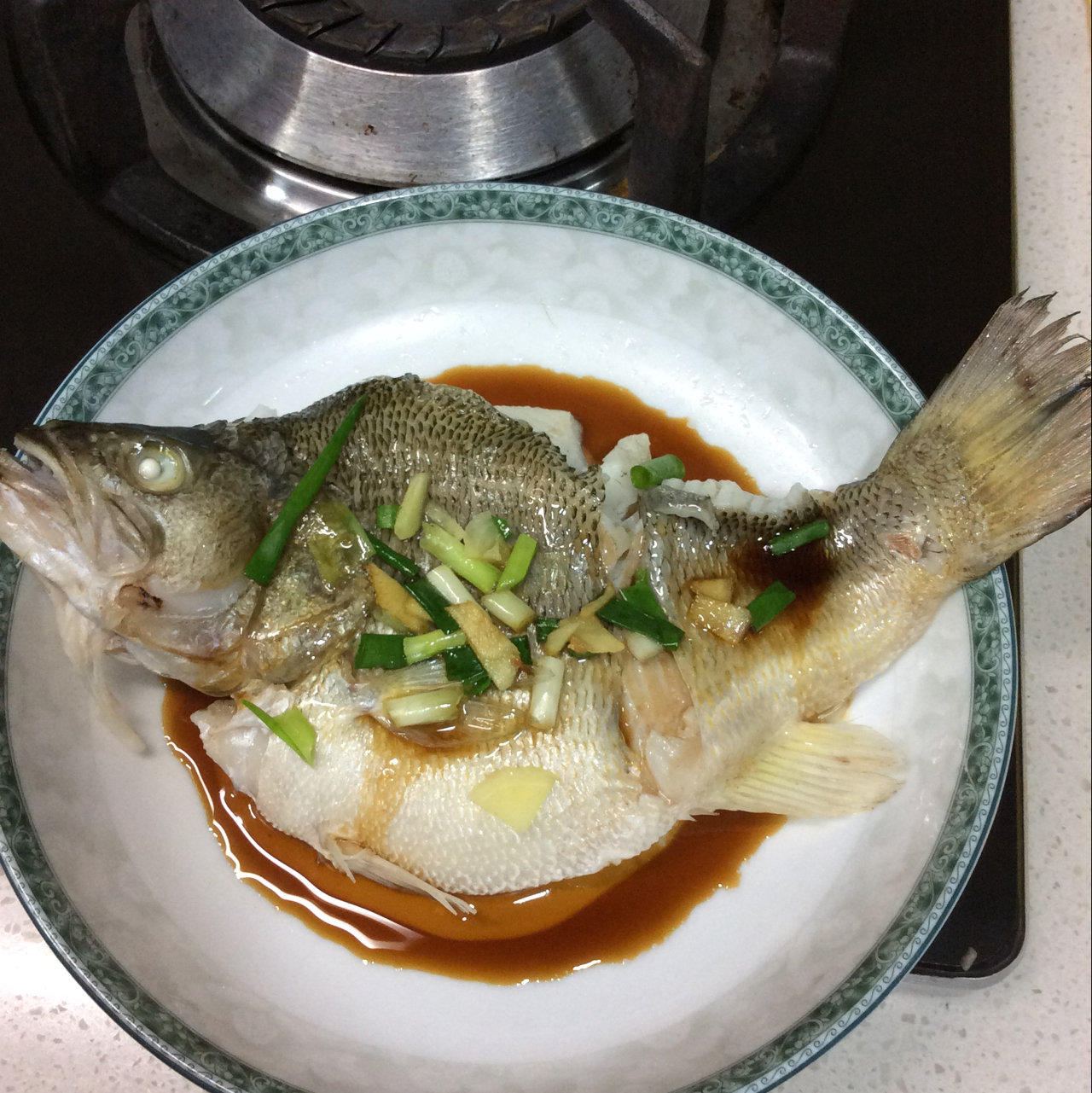 清蒸鲈鱼
