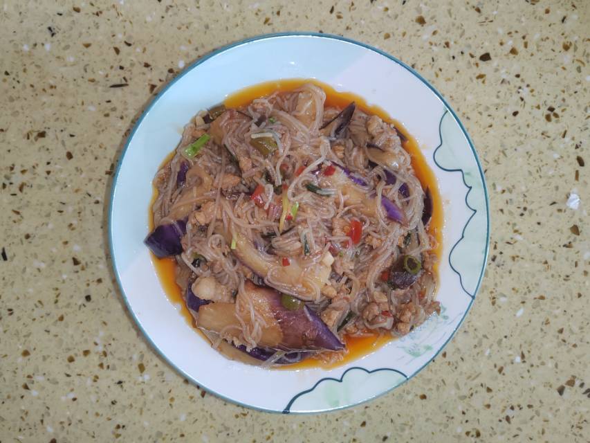 茄子肉末粉丝煲