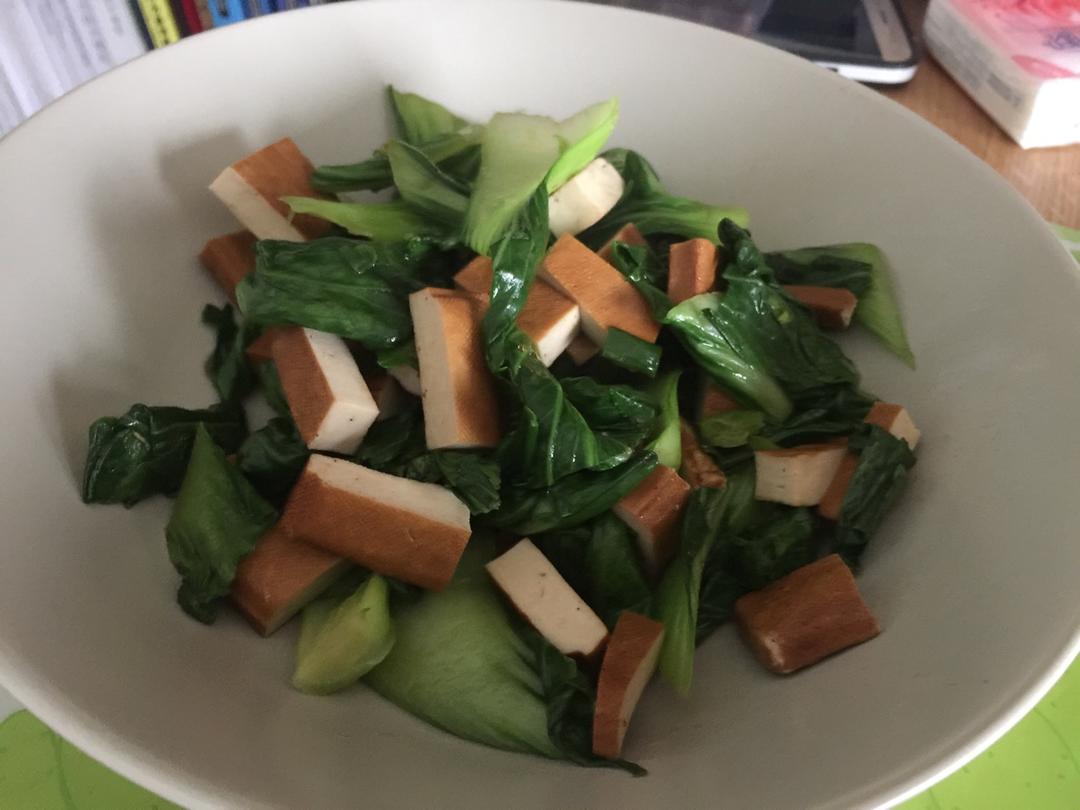 油菜炒香干