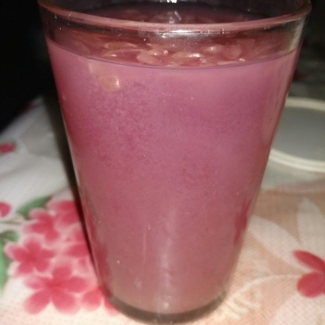 鲜榨石榴汁