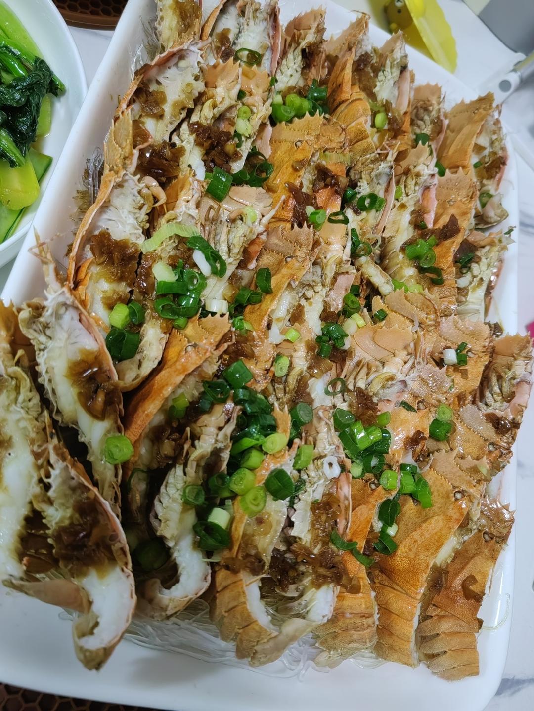 蒜蓉粉丝琵琶虾