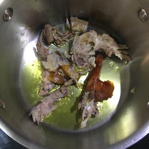 鸭架子汤+白菜豆腐粉丝的做法 步骤3