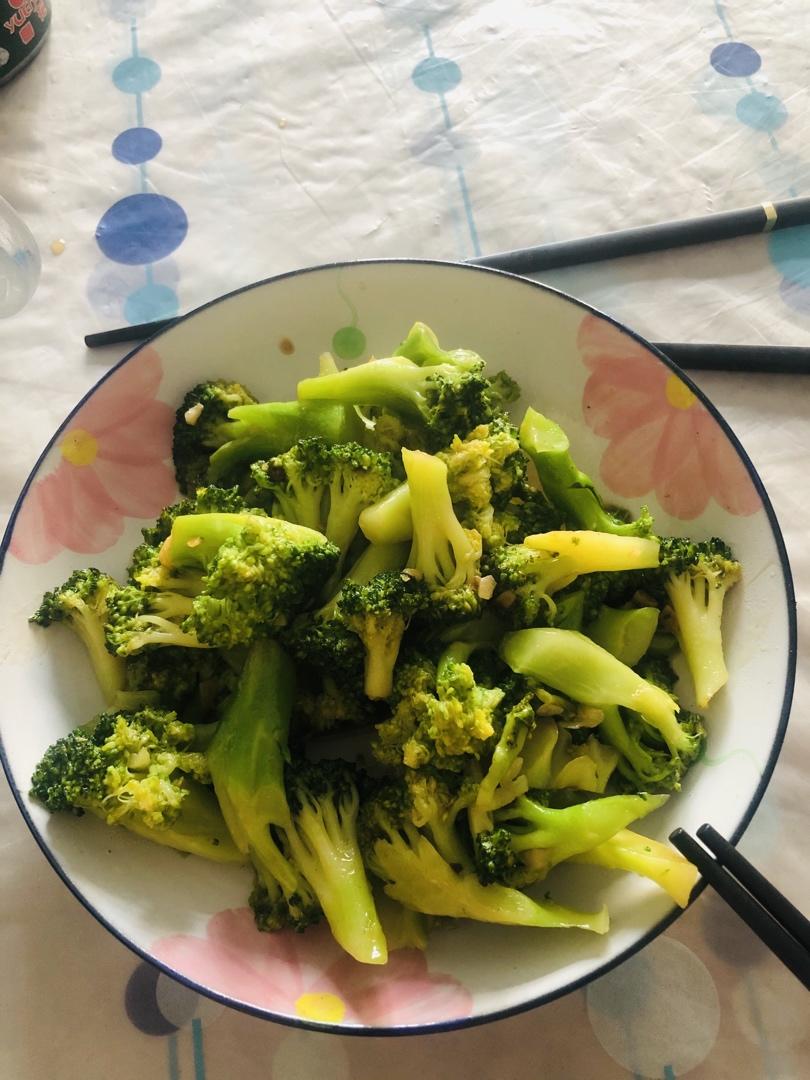 蚝油蒜蓉西兰花