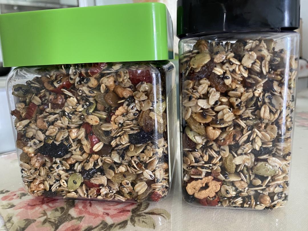 坚果仁燕麦片