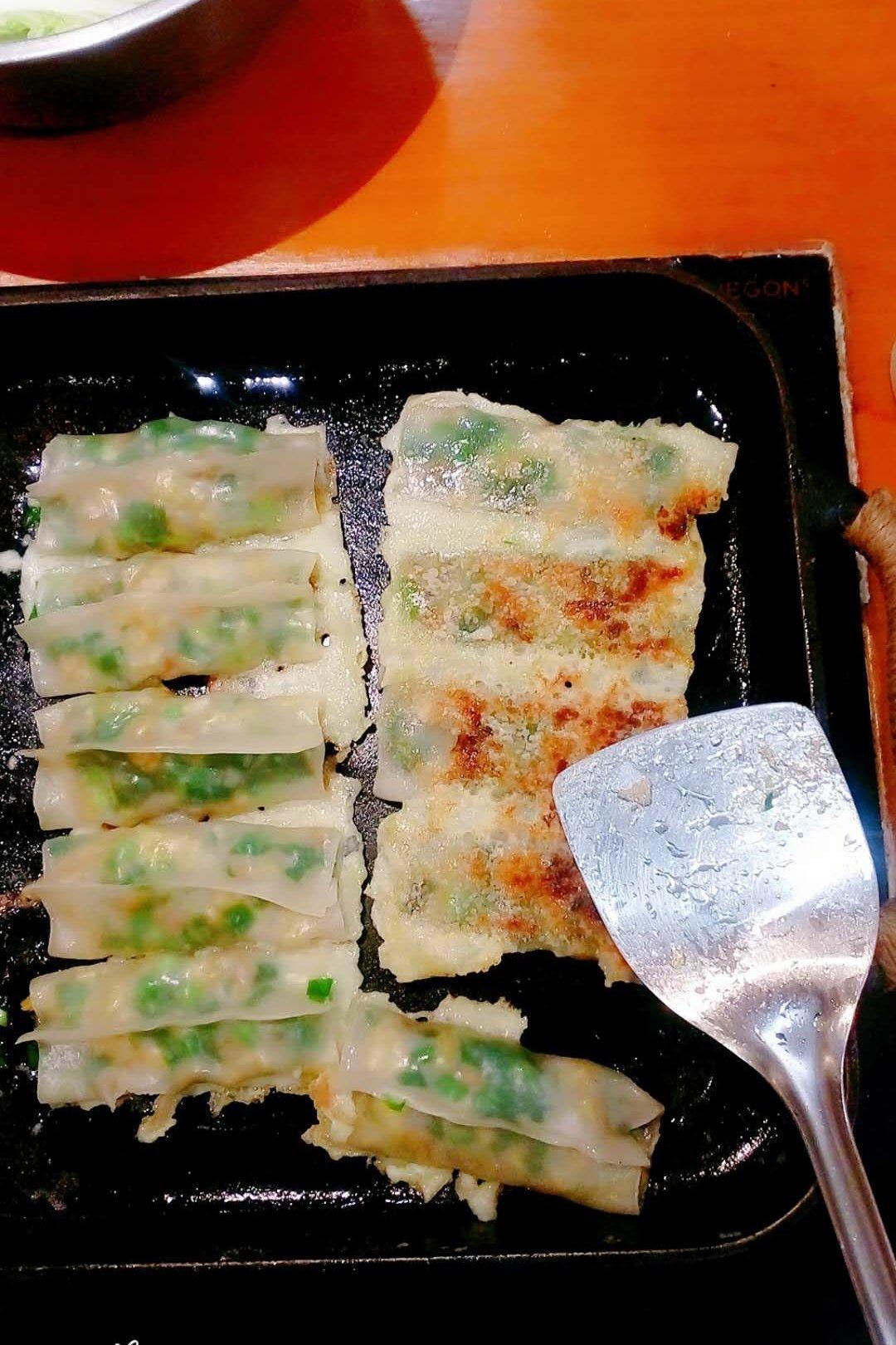 三鲜锅贴