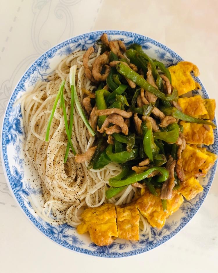 夏天的凉面（冷面）