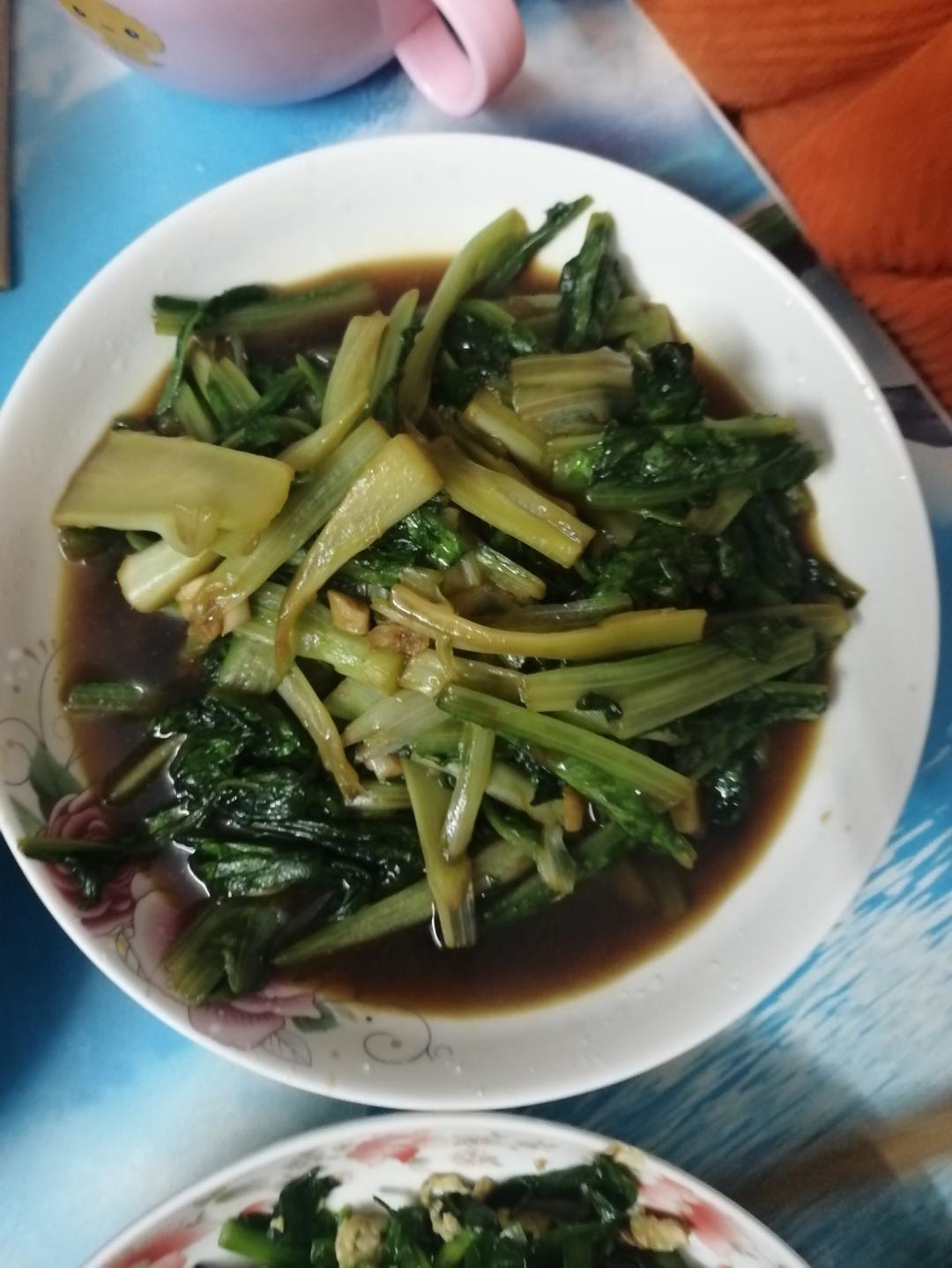 蒜蓉耗油清炒油麦菜，减脂快手菜，宝宝超爱，傻瓜步骤，屡试不爽，好吃且下饭，鲜香爽口！！