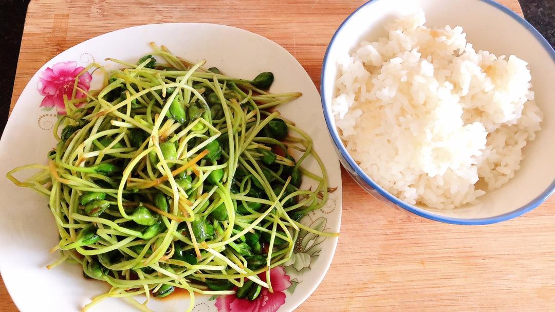 清炒豆苗