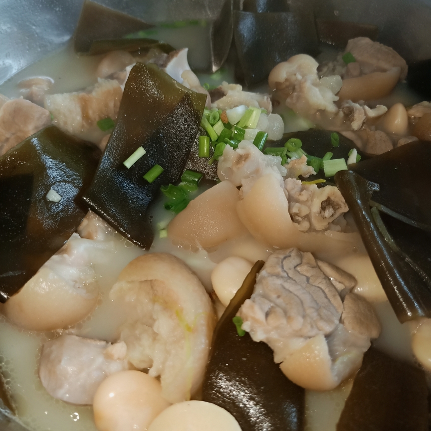 海带蹄花汤的做法