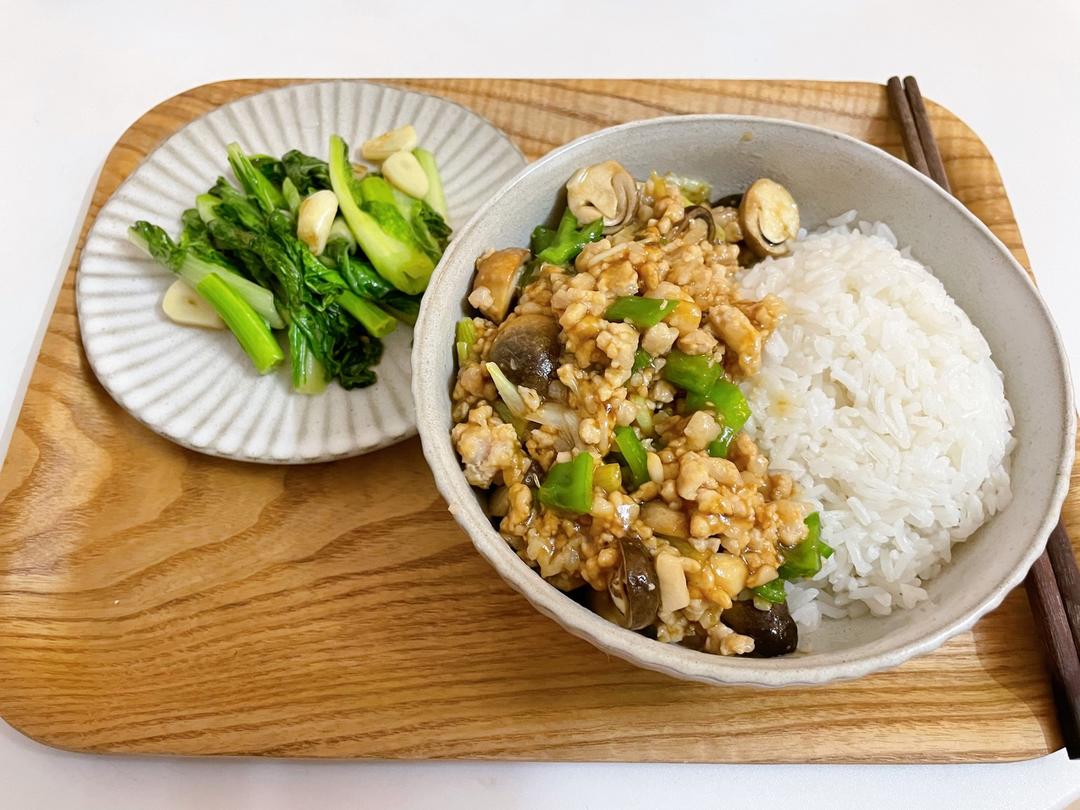 草菇肉末的做法