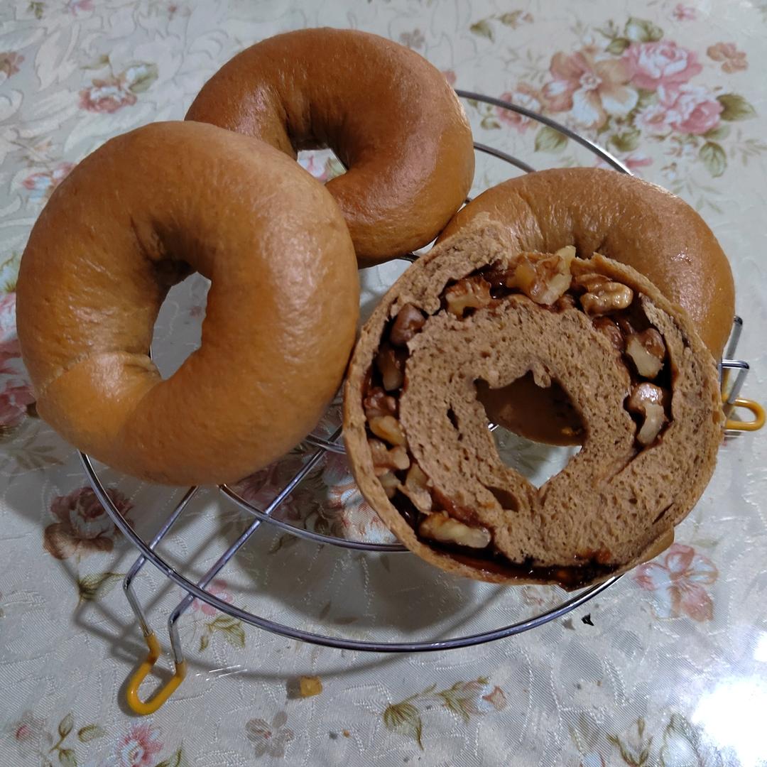 咖啡黑糖核桃贝果