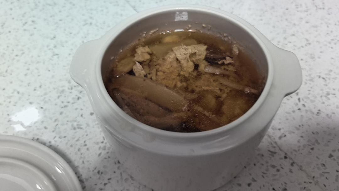 石斛麦冬瘦肉汤的做法