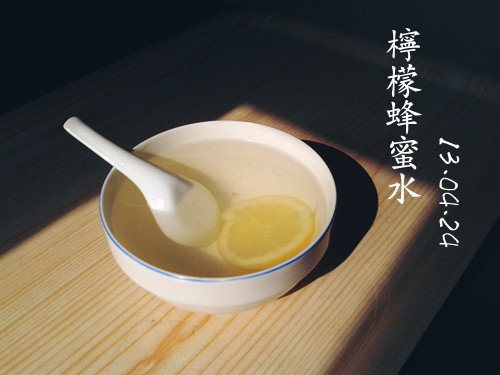 柠檬蜂蜜水