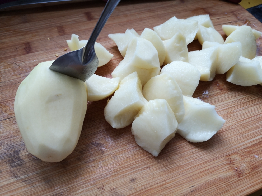 土豆炖鸡块的做法 步骤16