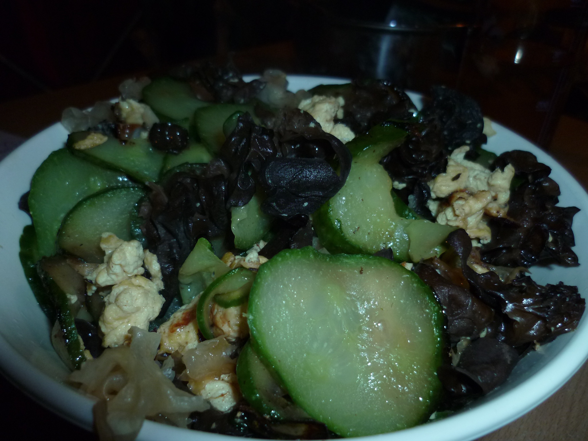 黄瓜木耳炒鸡蛋