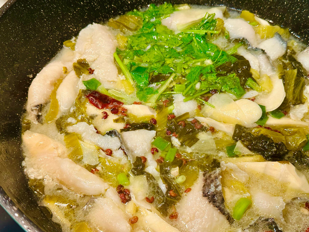 酸菜苦笋肉片汤