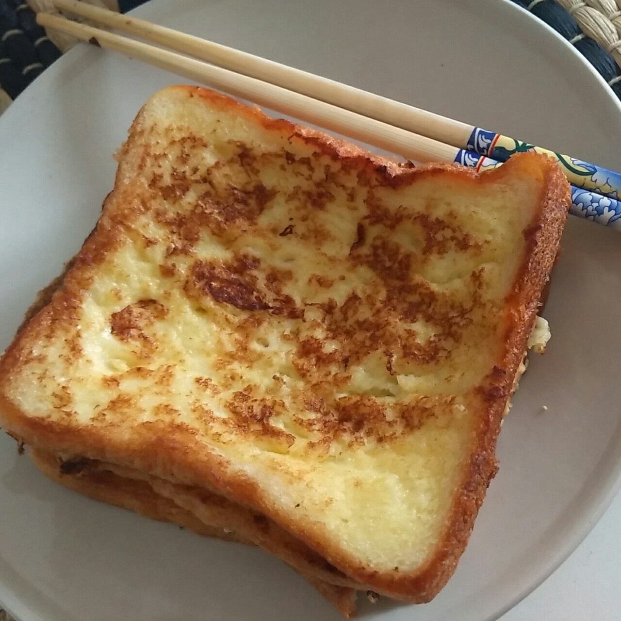 小于f做的蛋煎面包片