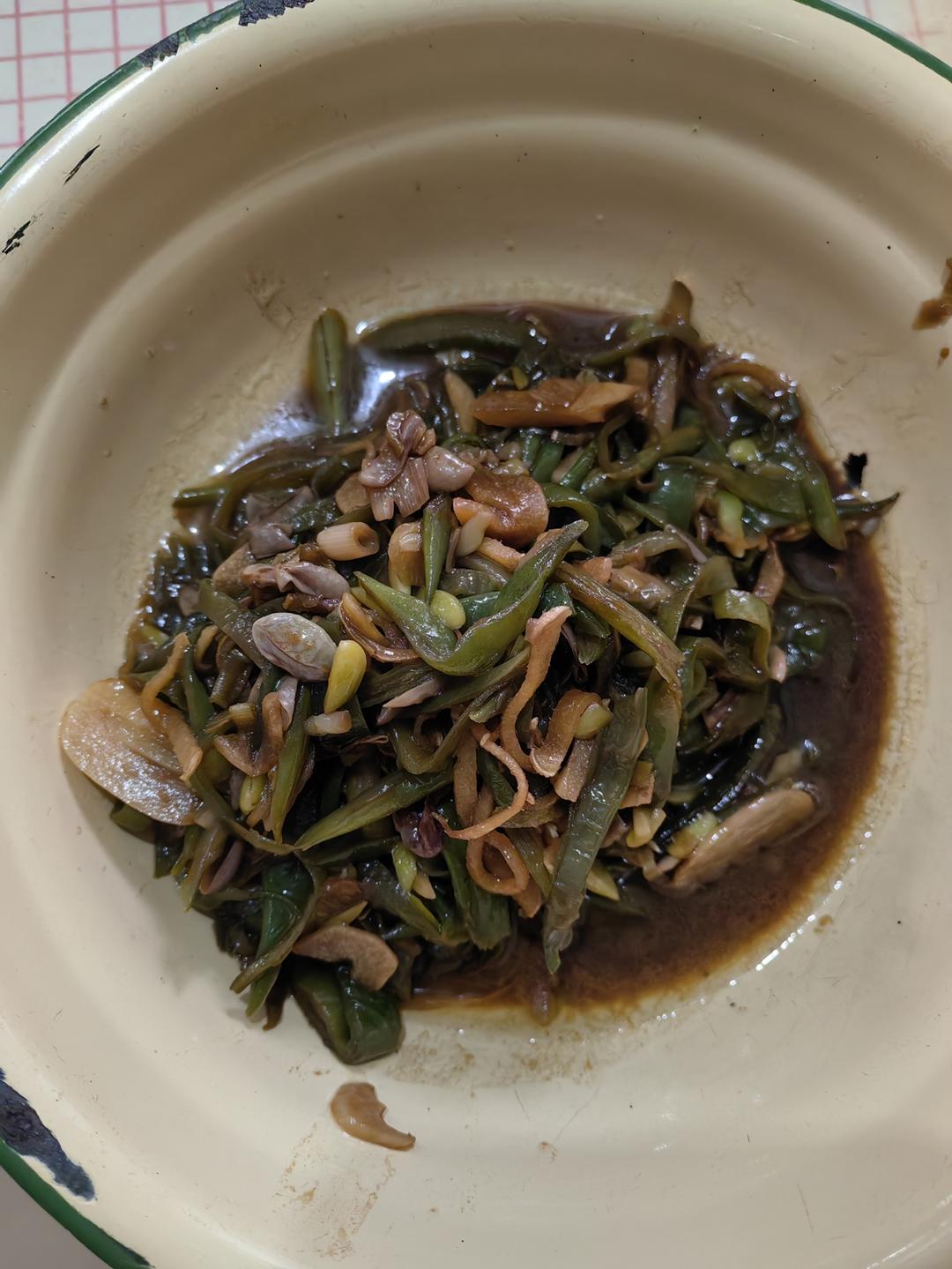 分两次放蒜才有了这超好吃的蒜香扁豆丝