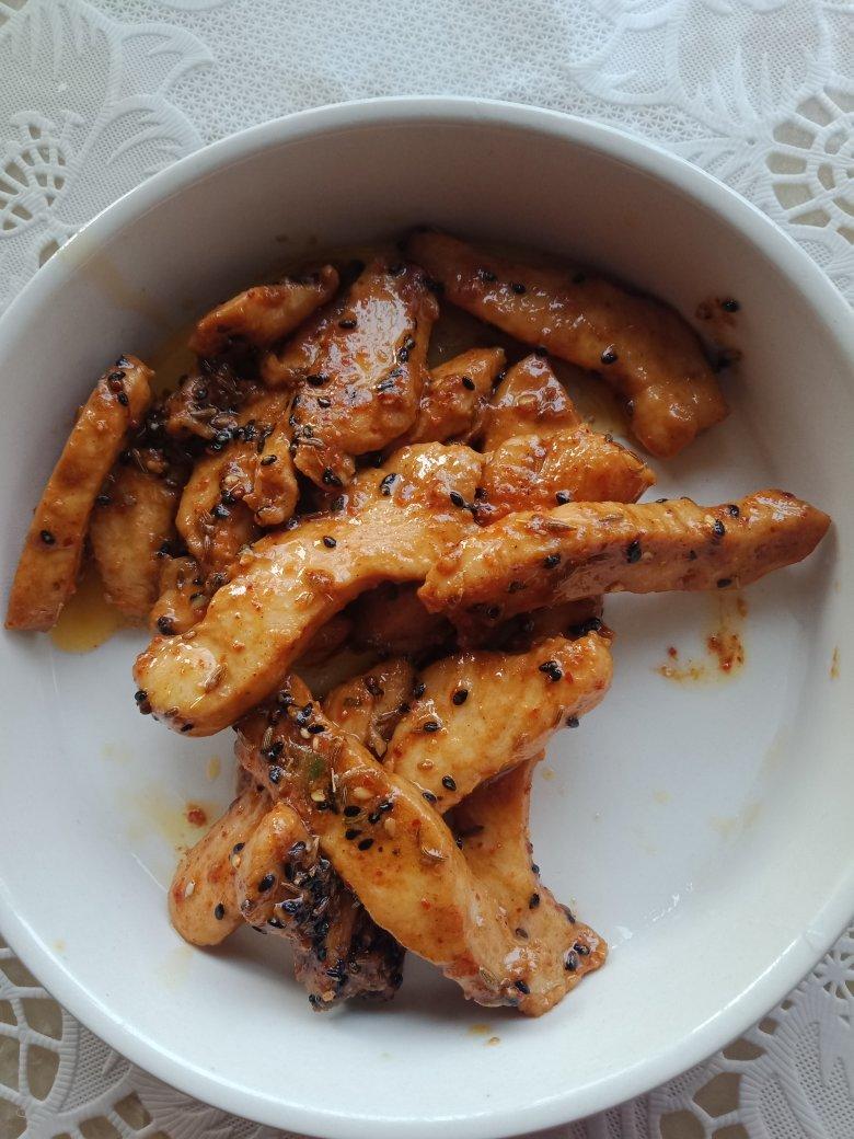 孜然鸡胸肉，低脂低卡好吃无压力。