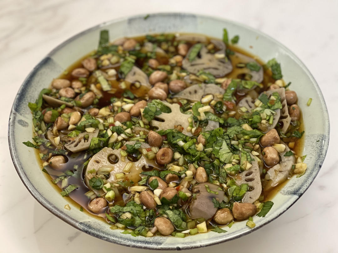 生腌螃蟹~酱螃蟹~正宗潮汕生腌~ 可以夜市摆摊的水准~