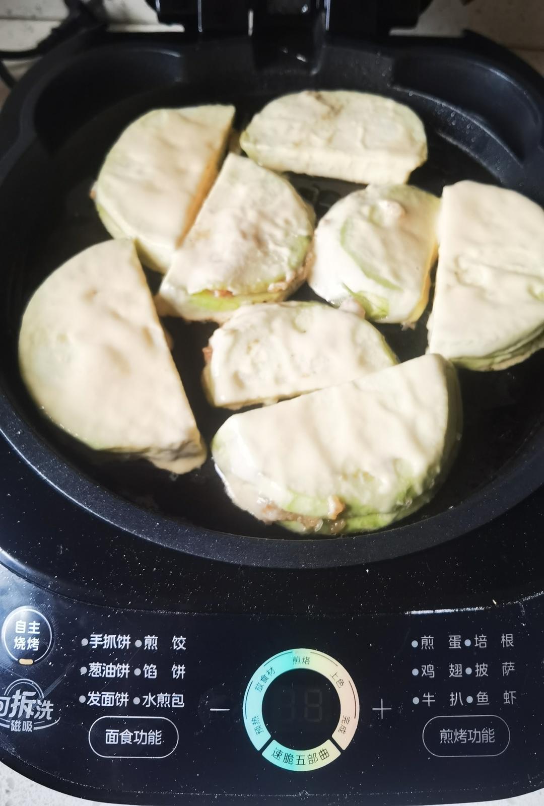 【电饼铛版炸茄夹的做法步骤图，怎么做好吃】下厨房用户_tazs_下厨房