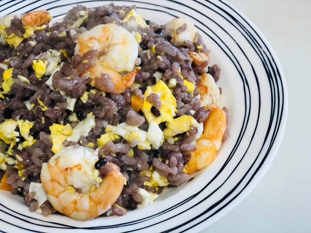 虾仁炒饭