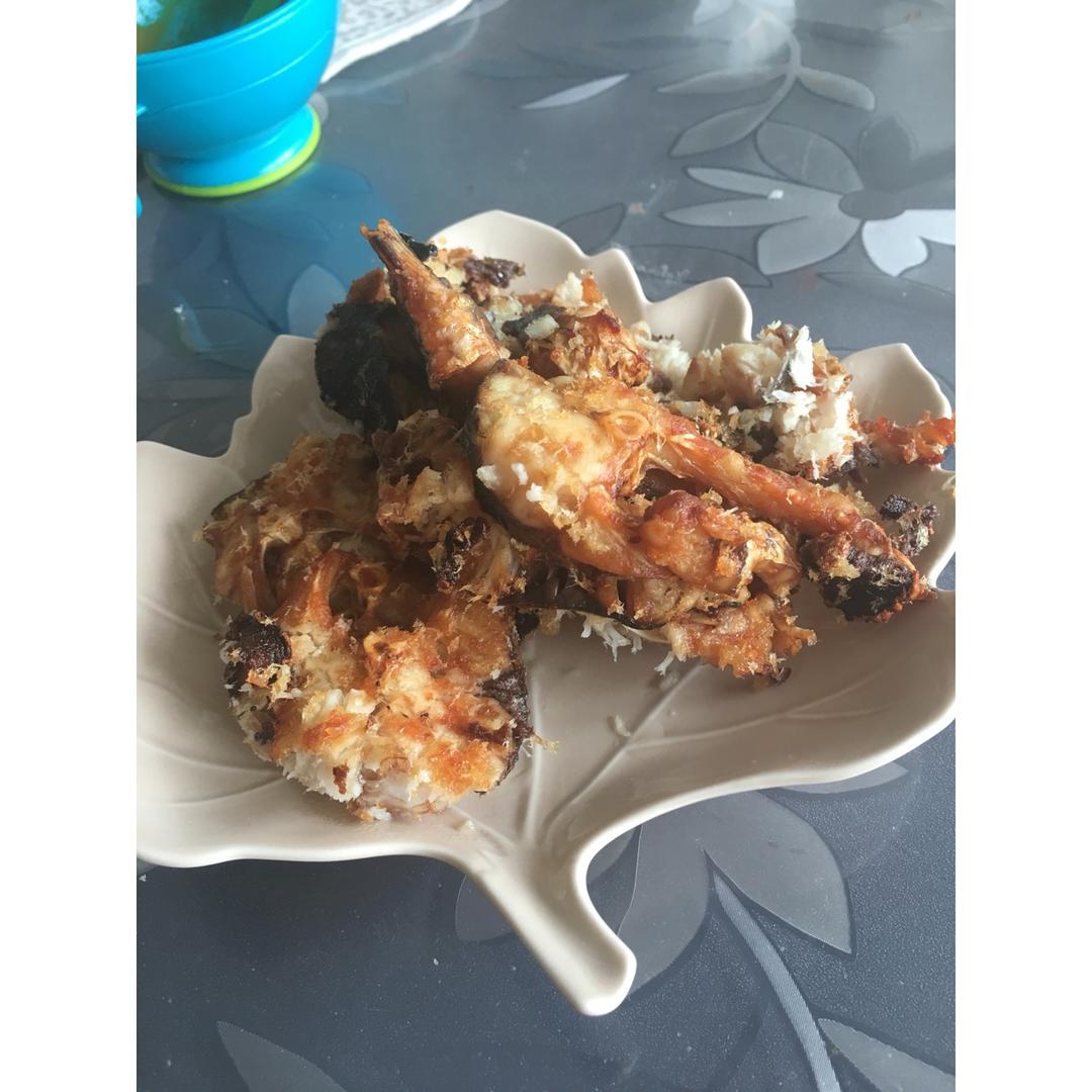 爆鱼。又叫熏鱼。