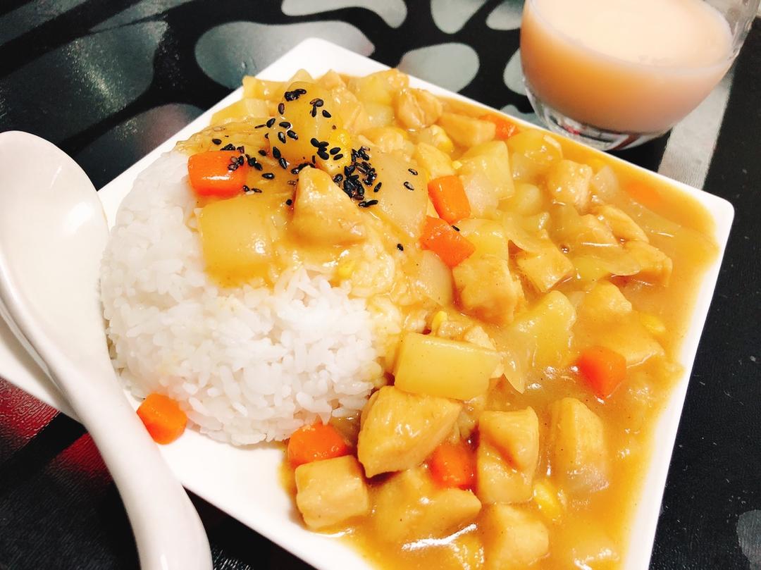 咖喱鸡肉饭
