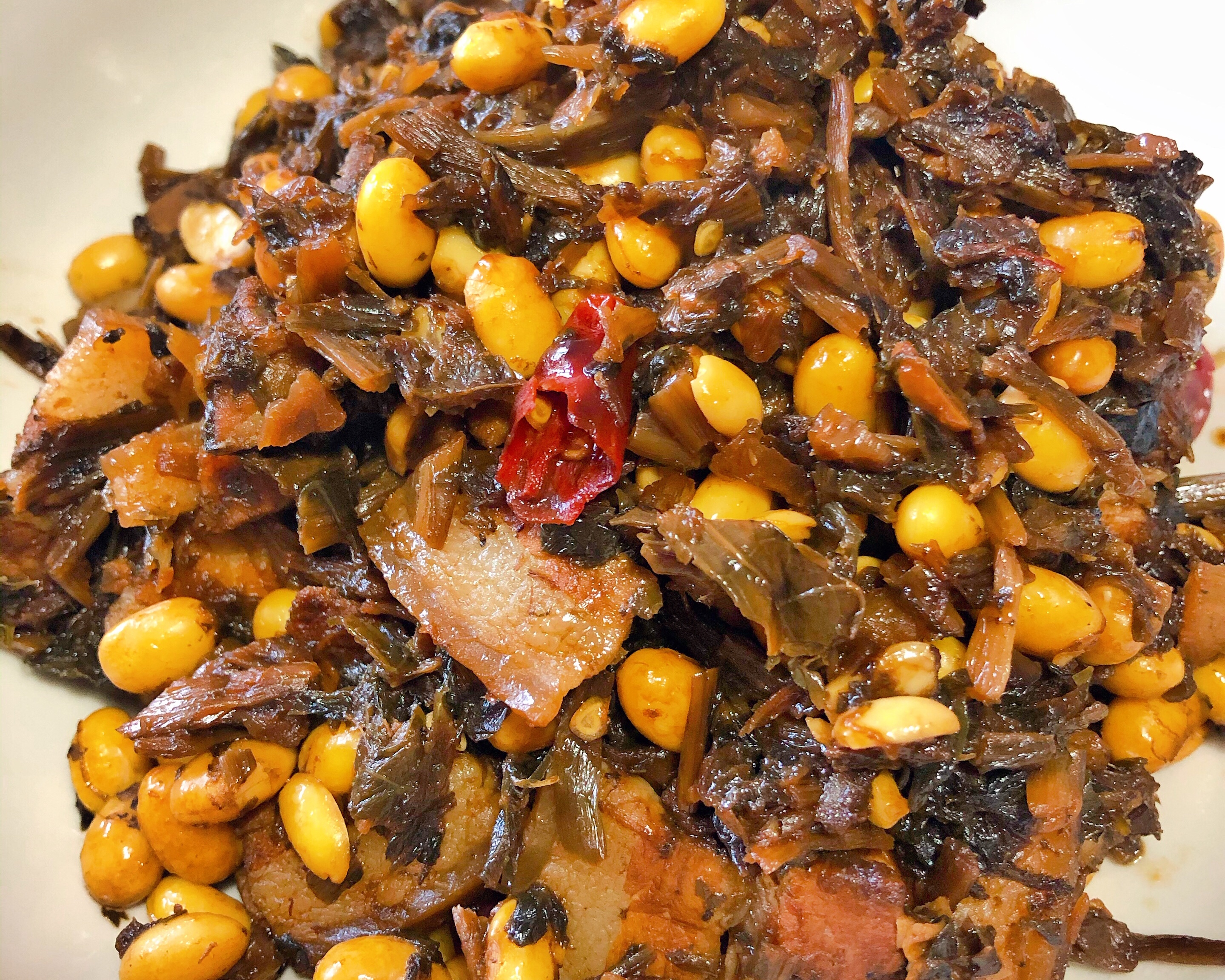 超下饭的客家梅菜焖黄豆的做法