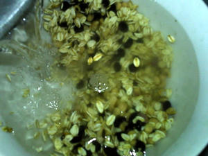 燕麦黑黄豆浆的做法 步骤3