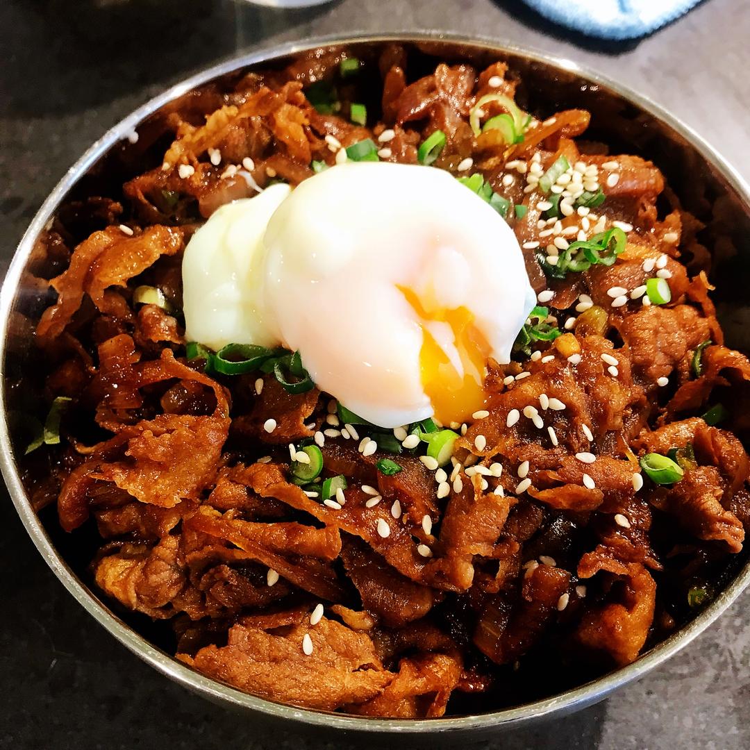 sara沙拉拉做的中式温泉牛丼饭