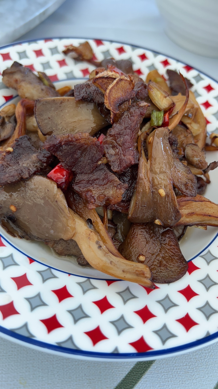 快炒，平菇炒肉，蘑菇炒出肉味道