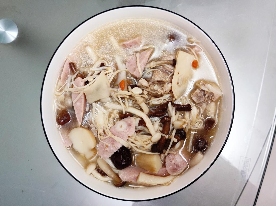 堂妈小厨——减脂蘑菇汤