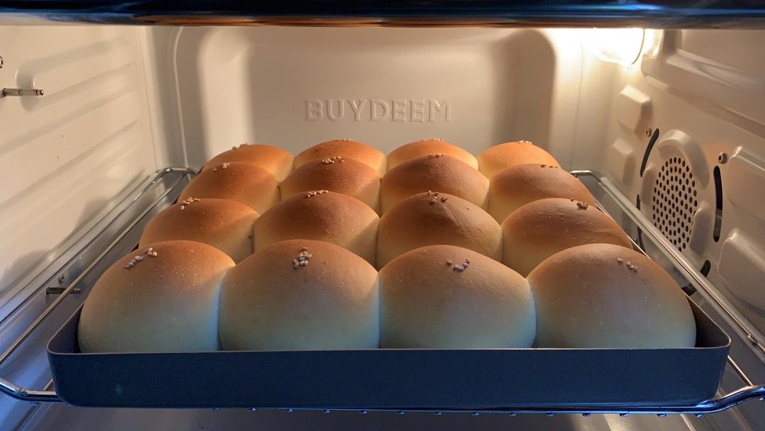 🥛超简单快手，柔软拉丝，一次发酵，牛奶小餐包