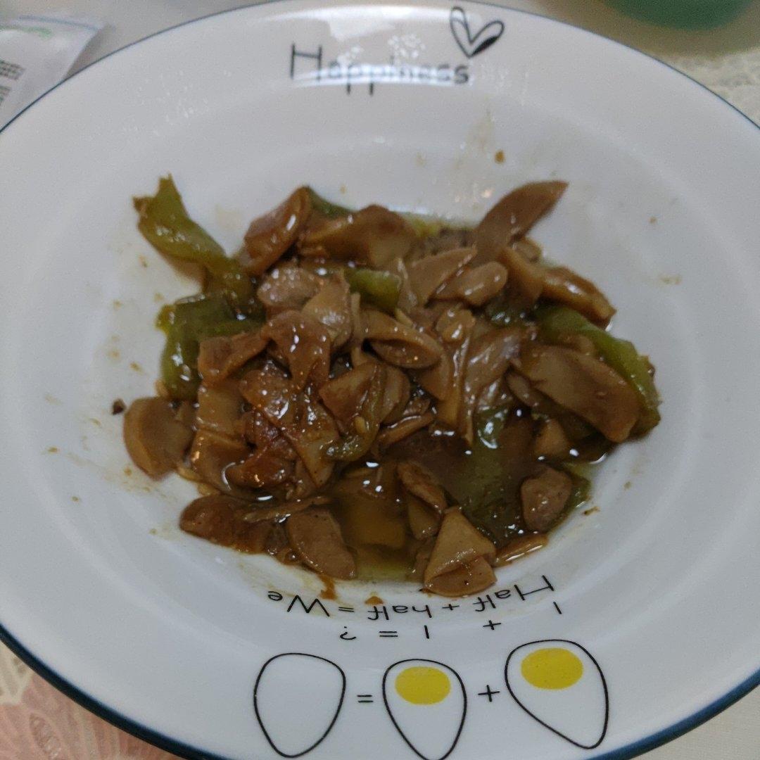 青椒素炒杏鲍菇