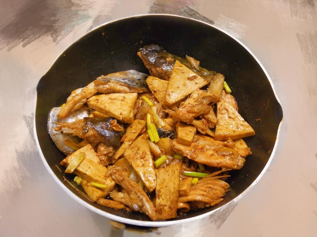 三文鱼头豆腐煲