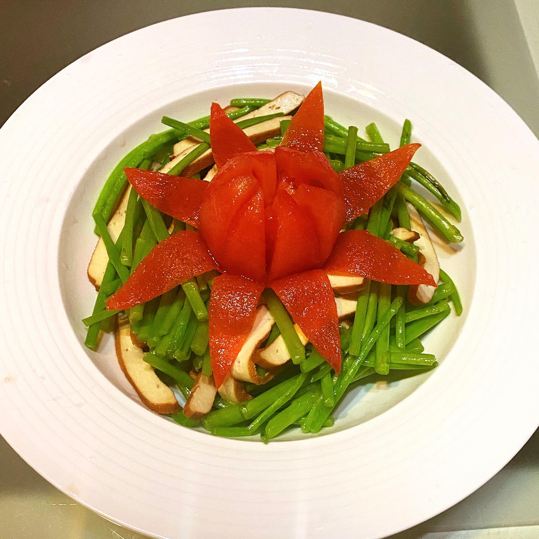 清炒芦蒿（2分钟炒完）