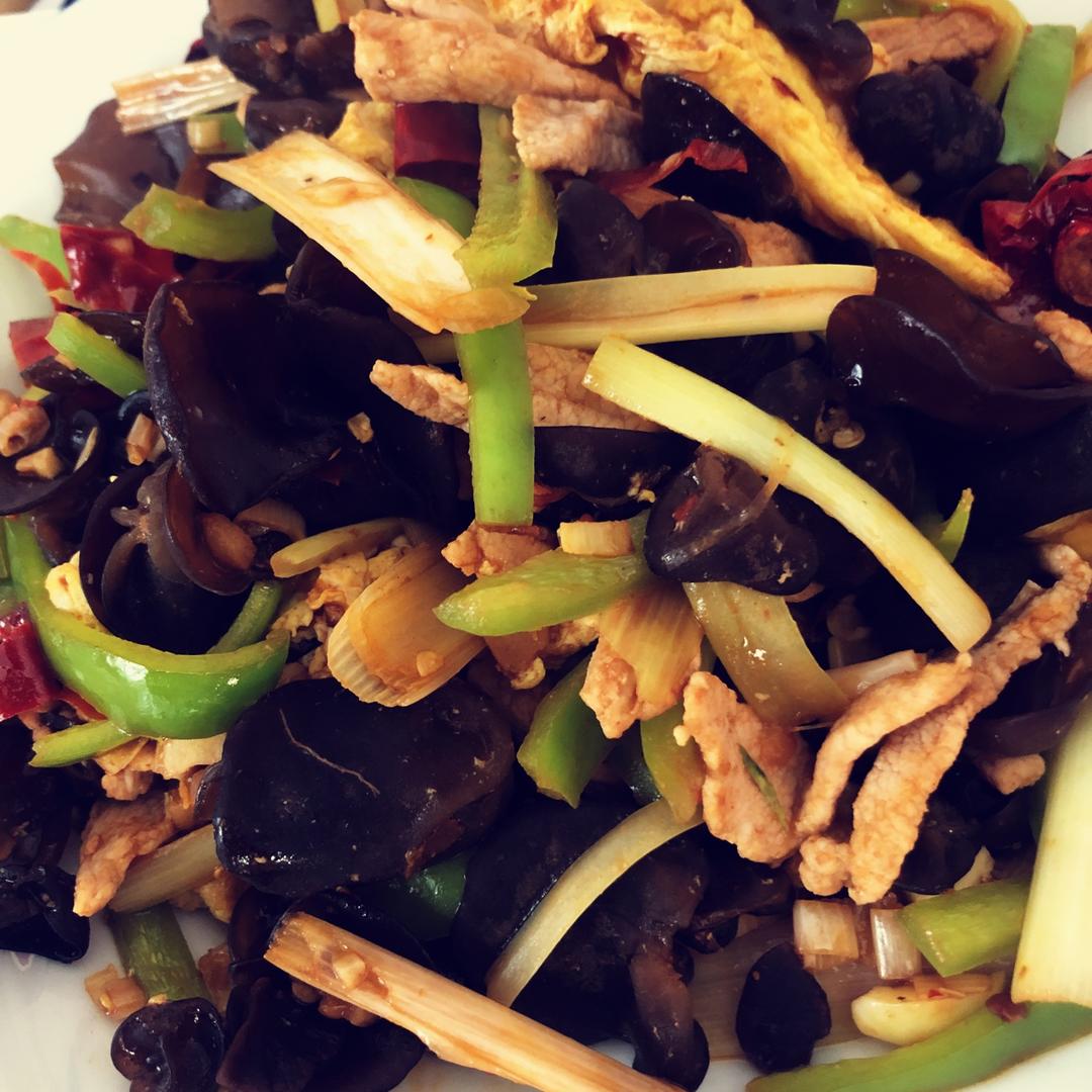 🌟传统版糖醋汁鱼香肉丝，大人孩子的最爱，我也喜欢吃，不放豆瓣酱才是老味道，快来试试吧。