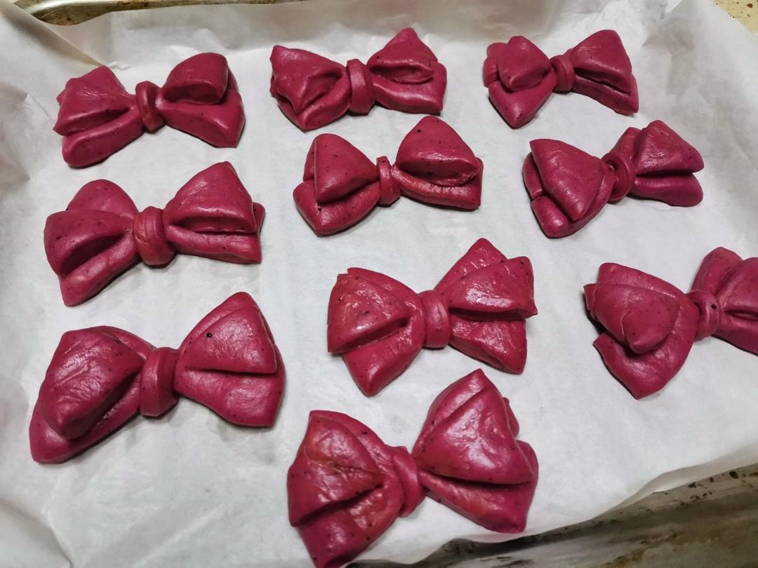 火龙果蝴蝶结面包（一次发酵）