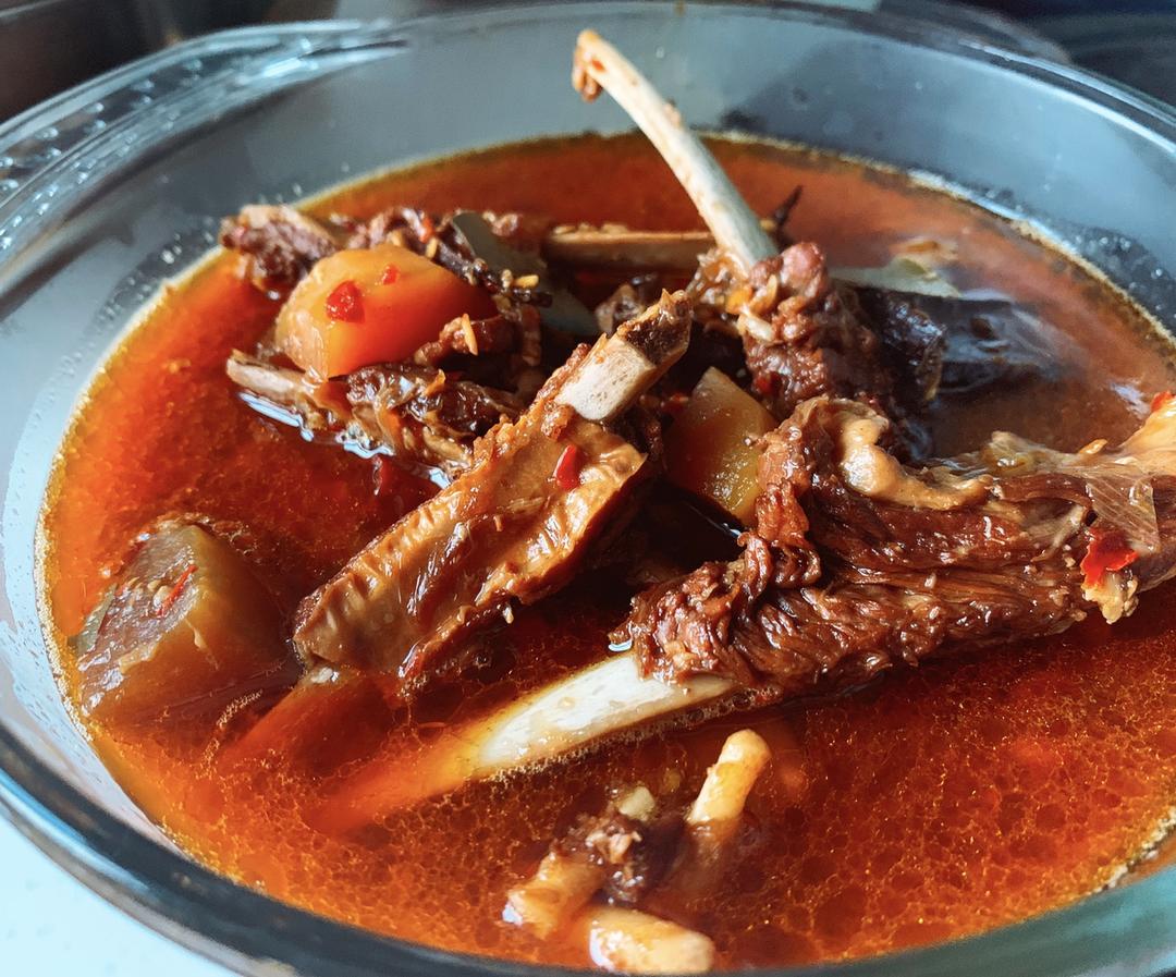 暖冬红烩羊肉煲——宿舍健康日食记的做法