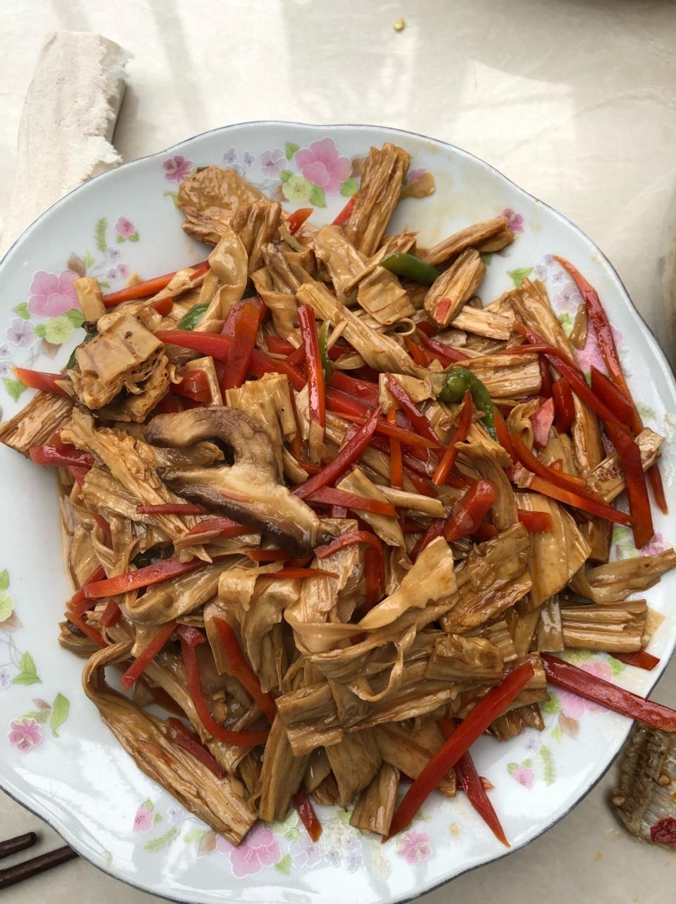 腐竹烧香菇