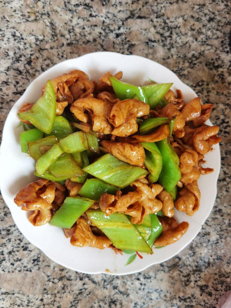 尖椒炒肥肠