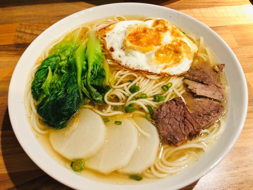 清汤挂面-香而不腻，方便快捷