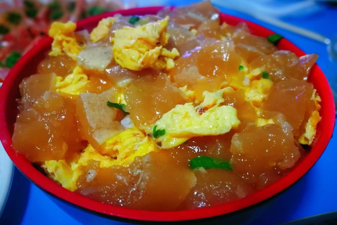 《食戟之灵》乔装生蛋拌饭