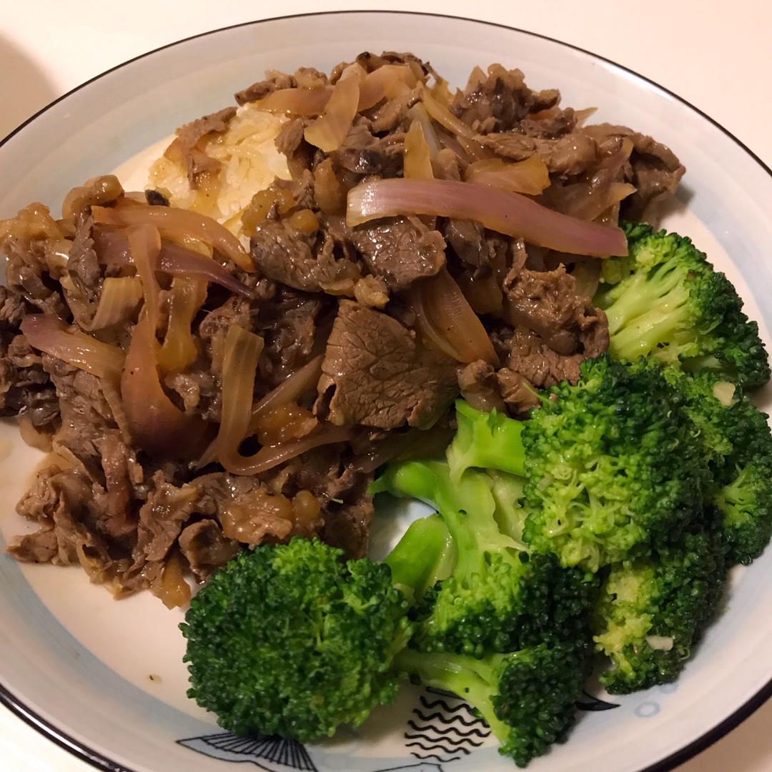 肥牛饭