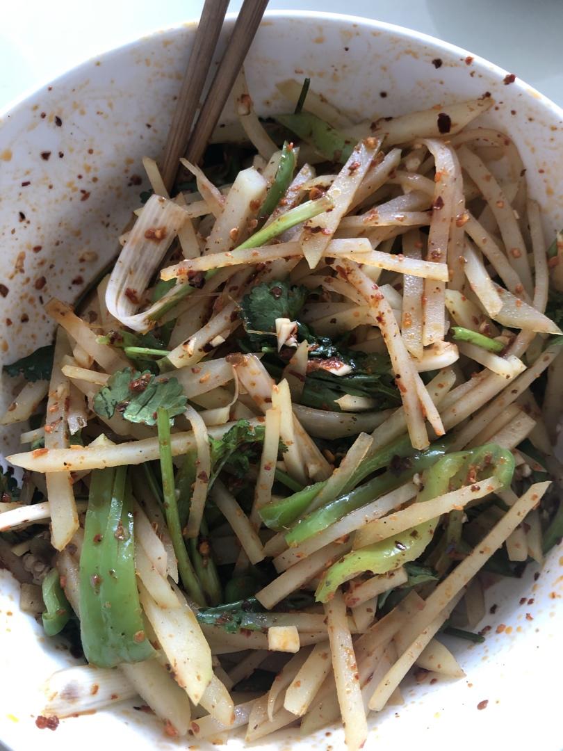 凉拌酸辣土豆丝